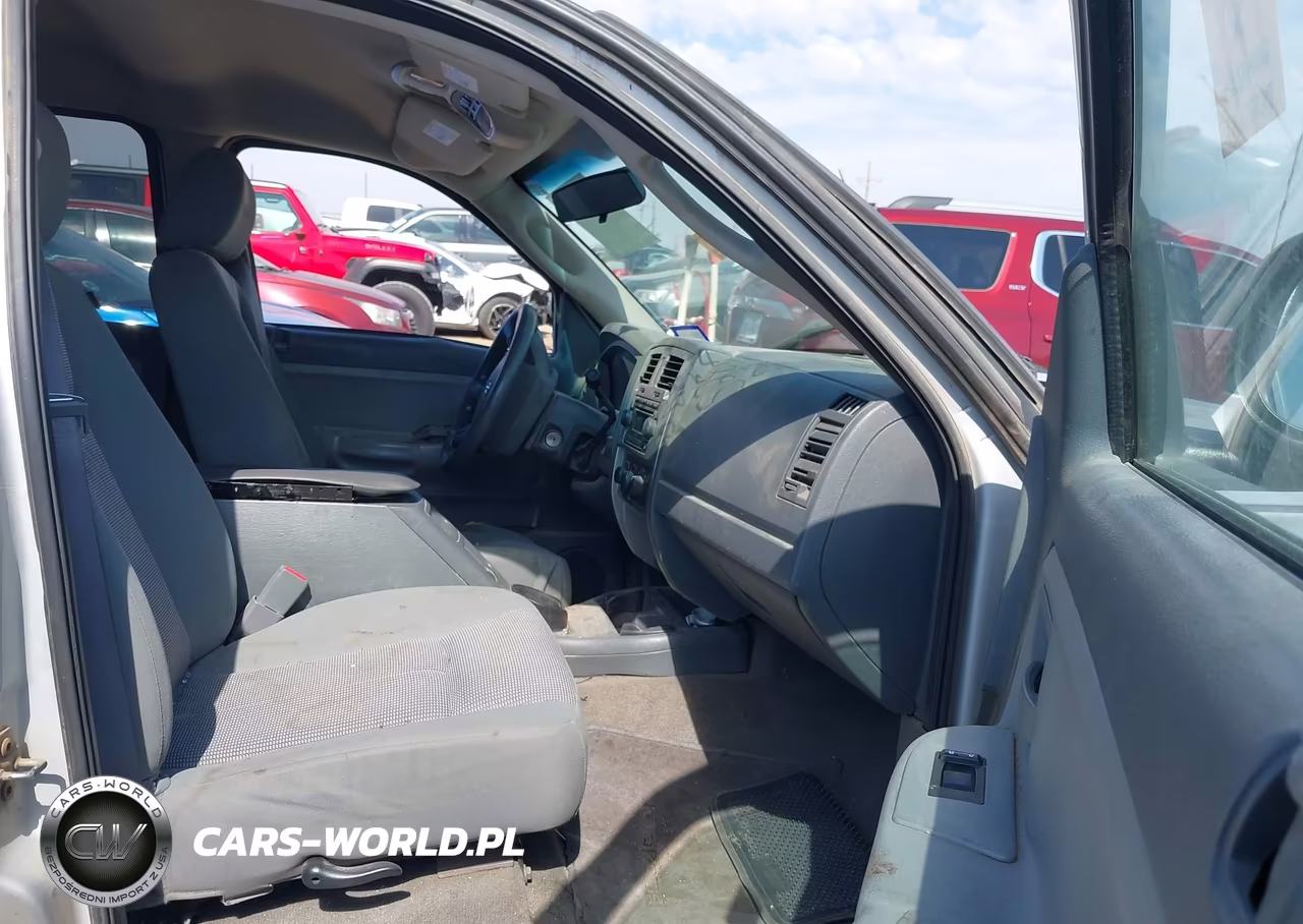 2007 Dodge Dakota Slt VIN:1D7HW48N37S245288 - 5