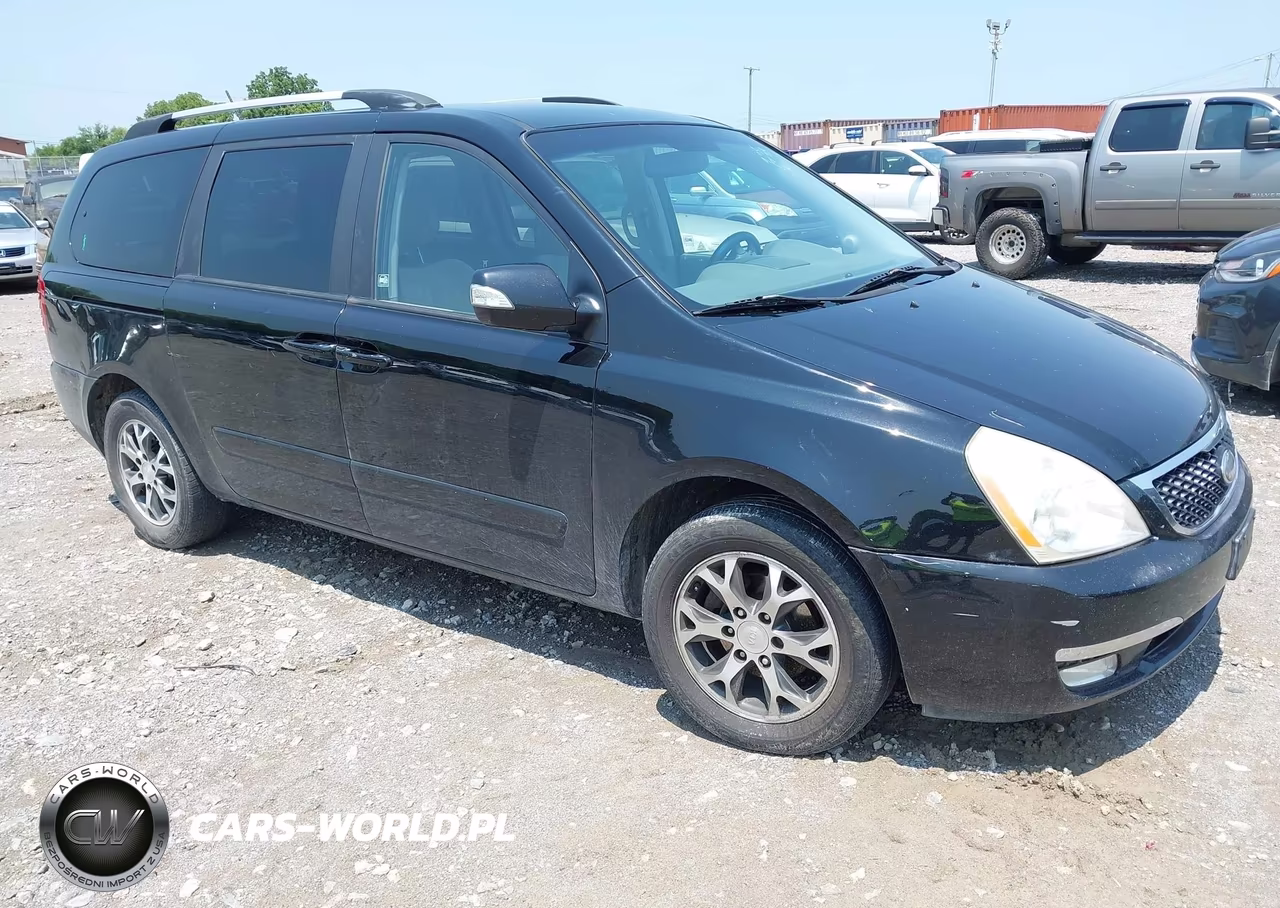 2014 Kia Sedona Lx