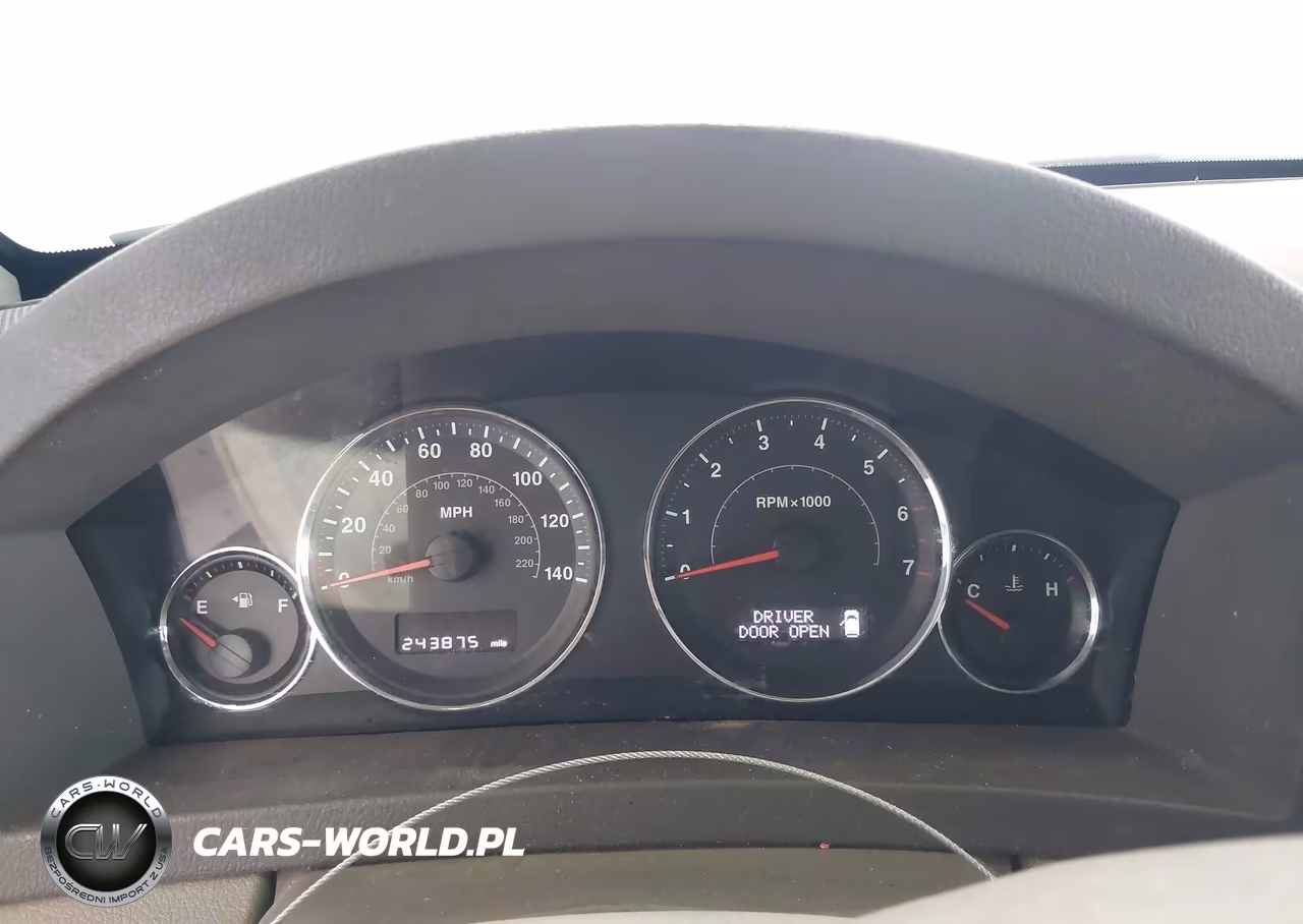 2008 Jeep Grand Cherokee Laredo VIN:1J8GS48K18C161353 - 7