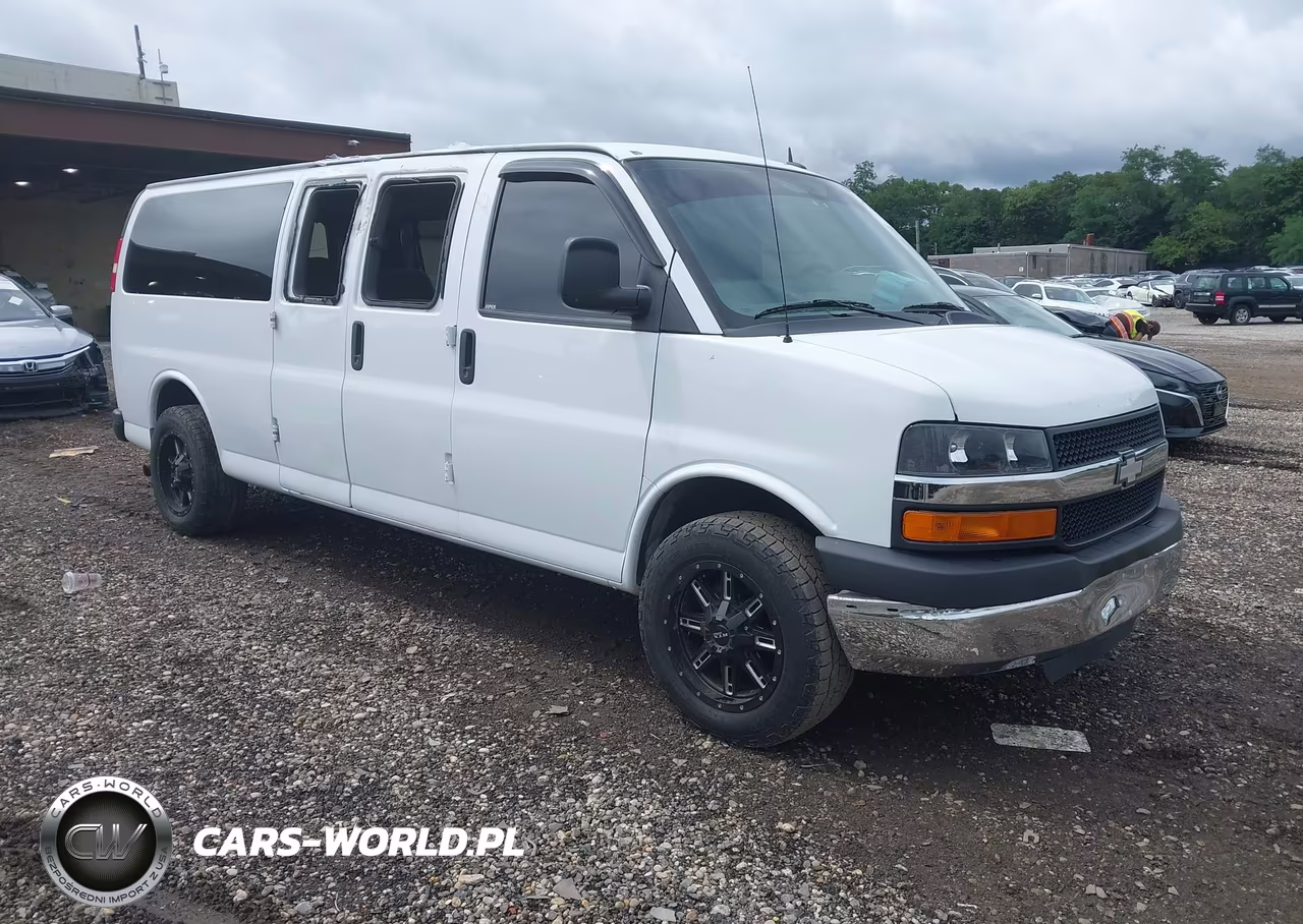 2015 Chevrolet Express 3500 Lt – zdjęcie 1 z 16