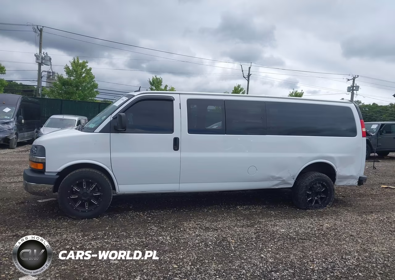 2015 Chevrolet Express 3500 Lt VIN:1GAZG1FG1F1172126 - 14