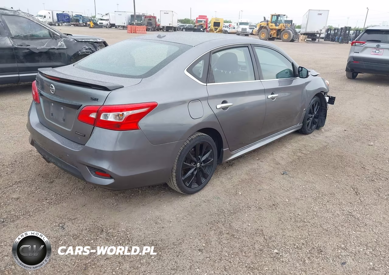 2018 Nissan Sentra Sr VIN:3N1AB7AP1JY274319 - 4