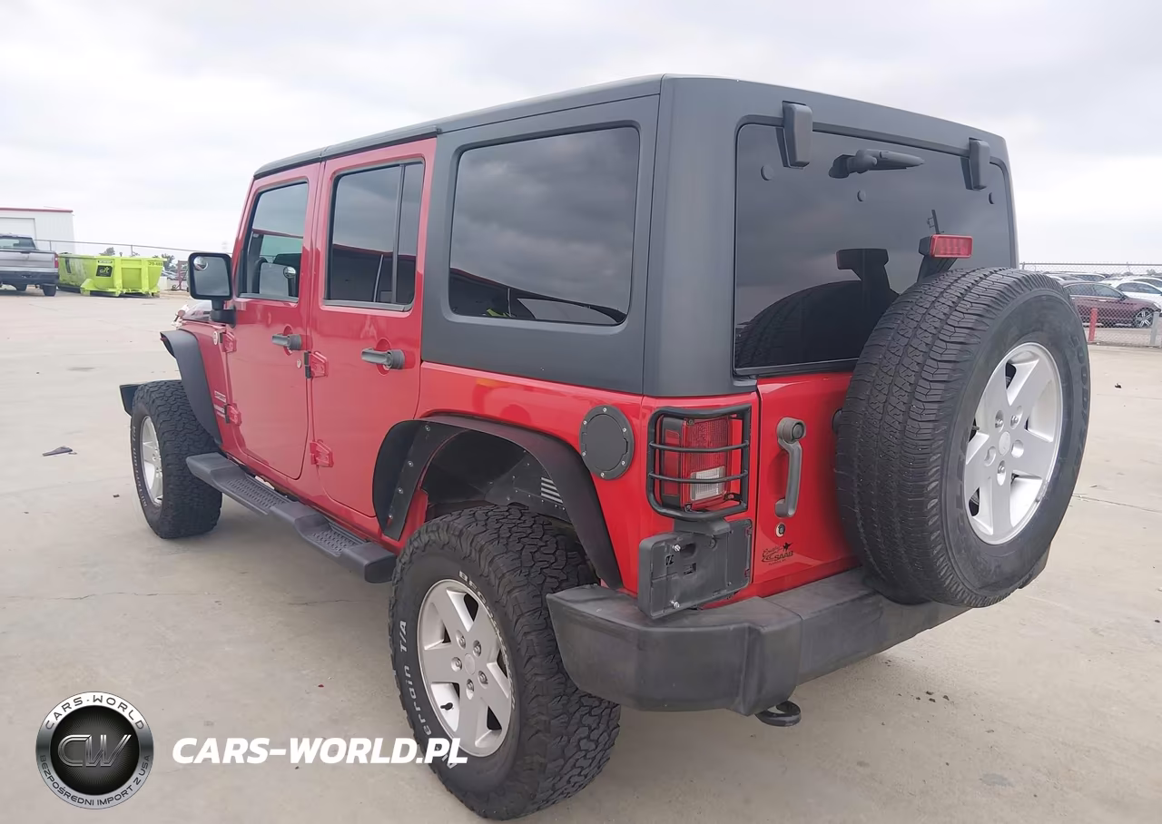 2012 Jeep Wrangler Unlimited Sport VIN:1C4BJWDG9CL141197 - 3