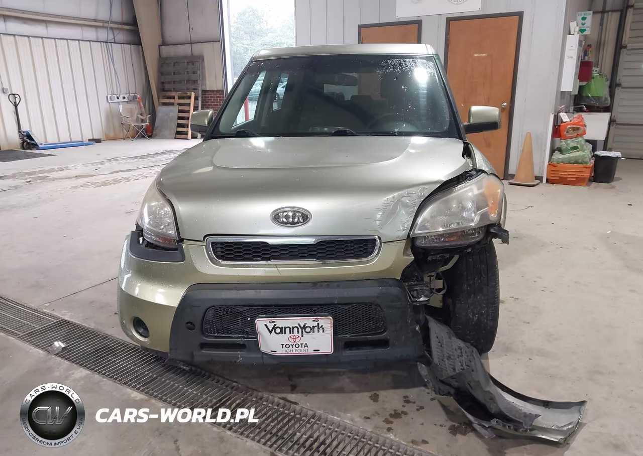 2010 Kia Soul + VIN:KNDJT2A22A7138994 - 12