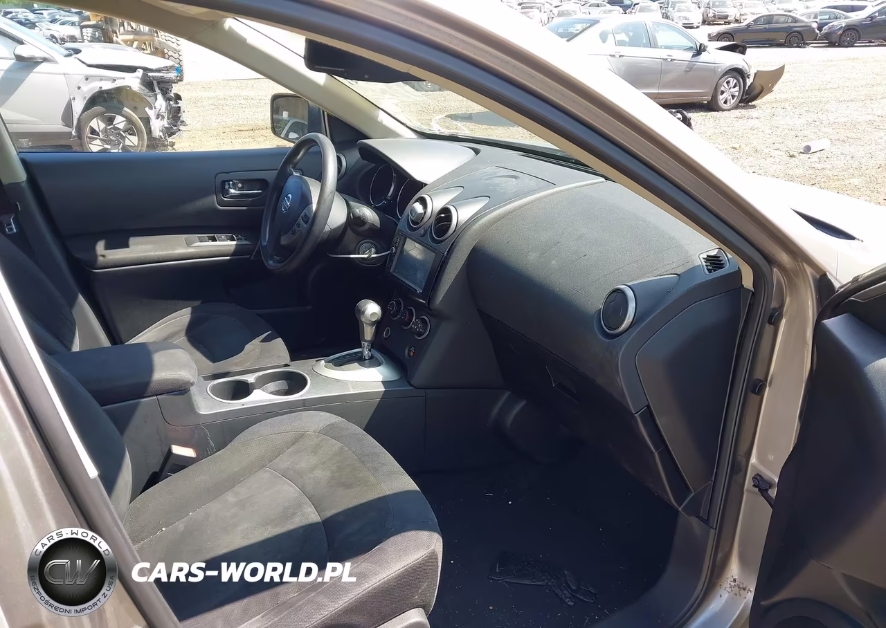 2010 Nissan Rogue S VIN:JN8AS5MV1AW103819 - 5
