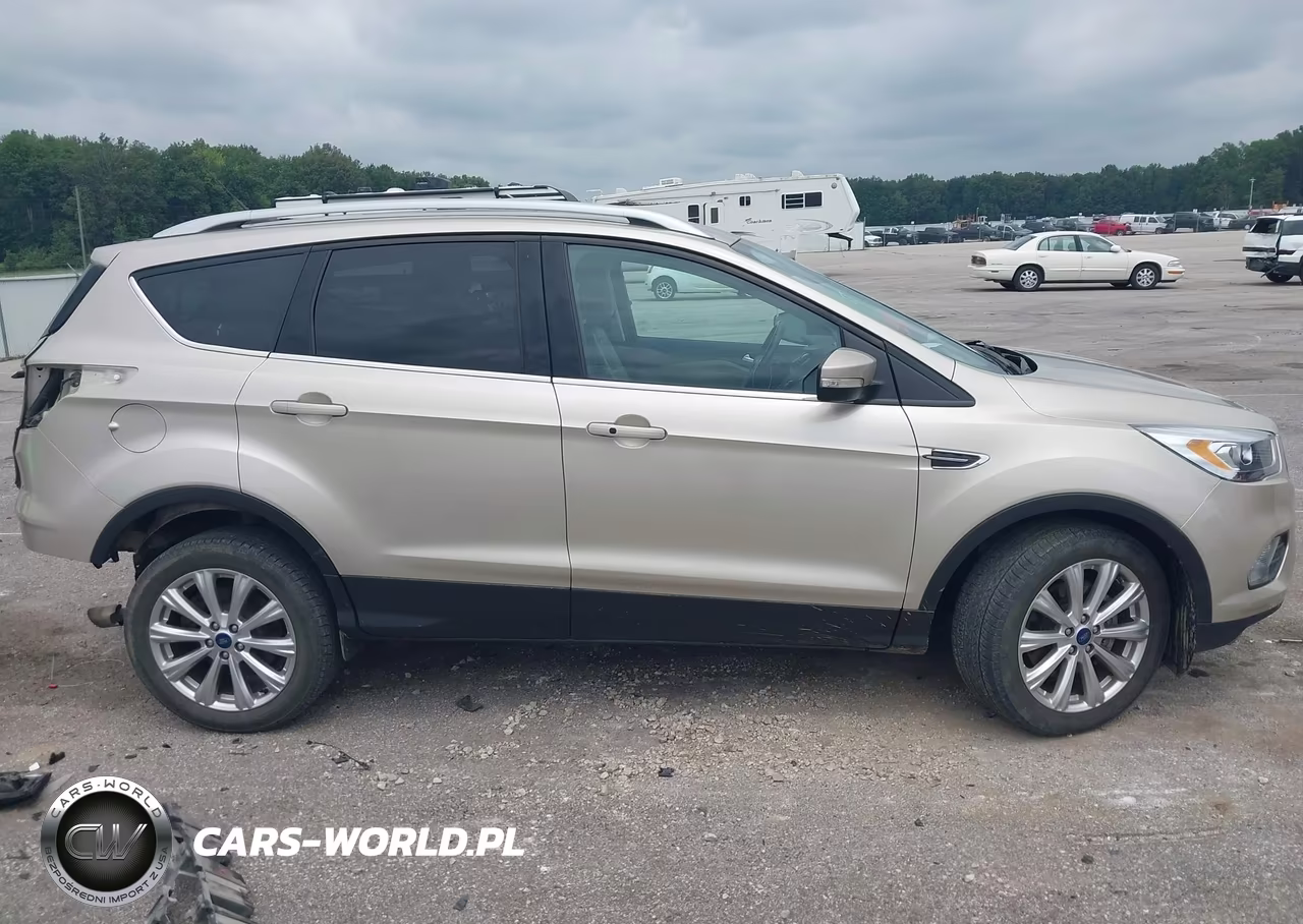 2017 Ford Escape Titanium VIN:1FMCU9J9XHUC46492 - 14
