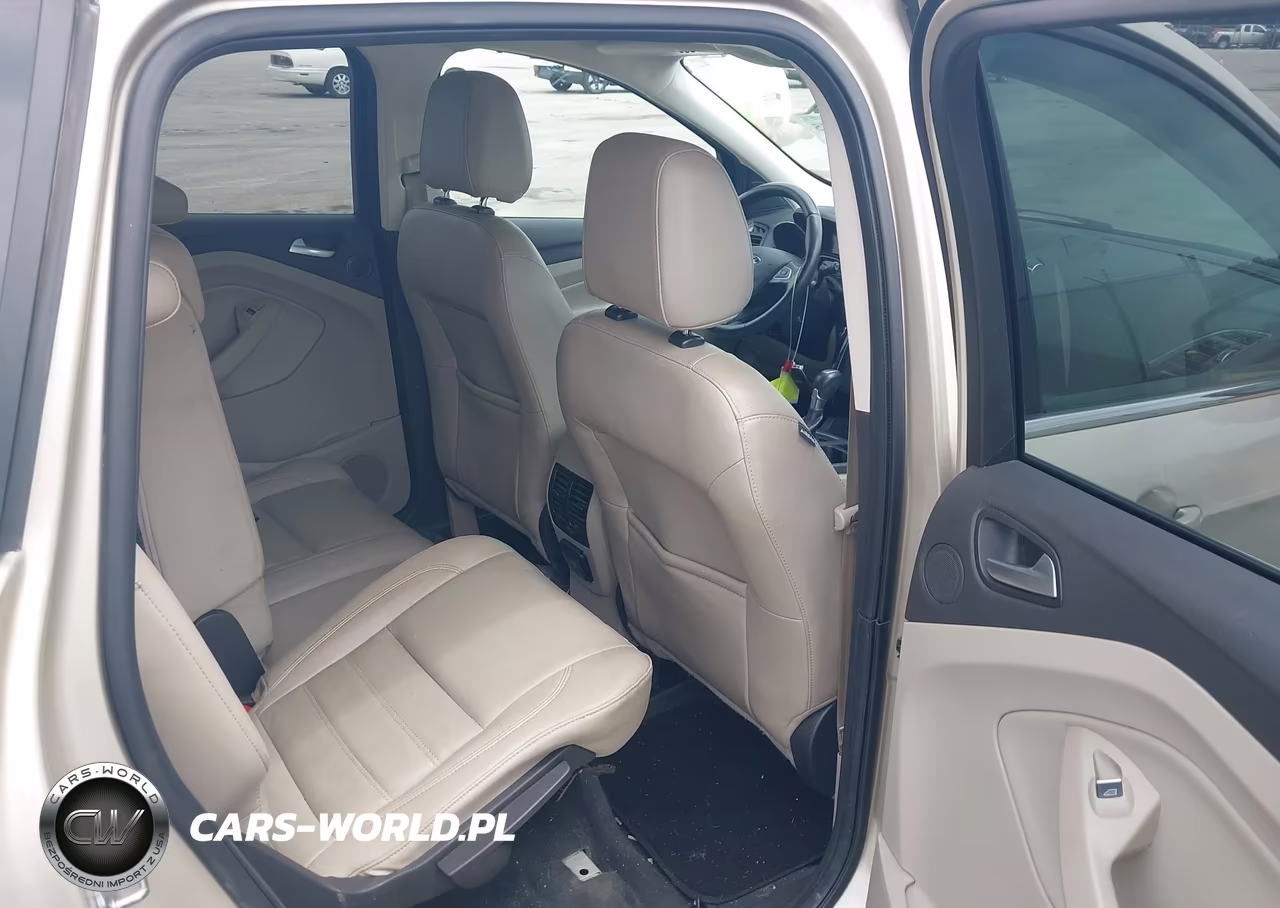 2017 Ford Escape Titanium VIN:1FMCU9J9XHUC46492 - 8