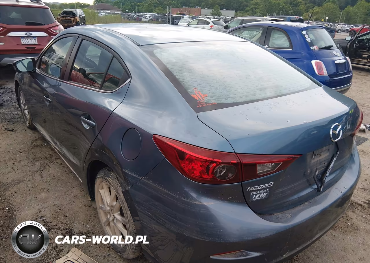 2016 Mazda Mazda3 I Sport VIN:JM1BM1U77G1331625 - 3