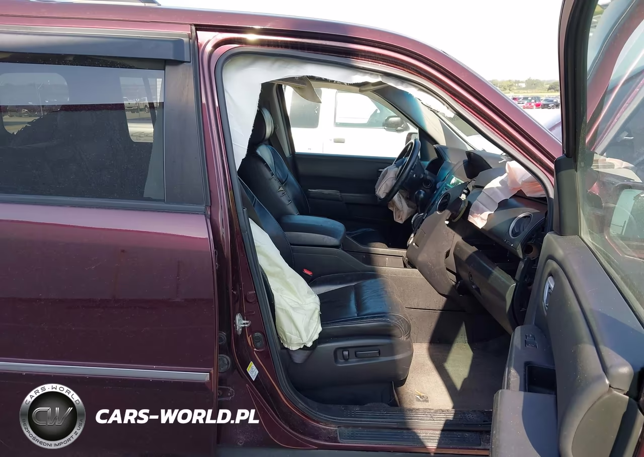 2011 Honda Pilot Touring VIN:5FNYF4H9XBB072601 - 5