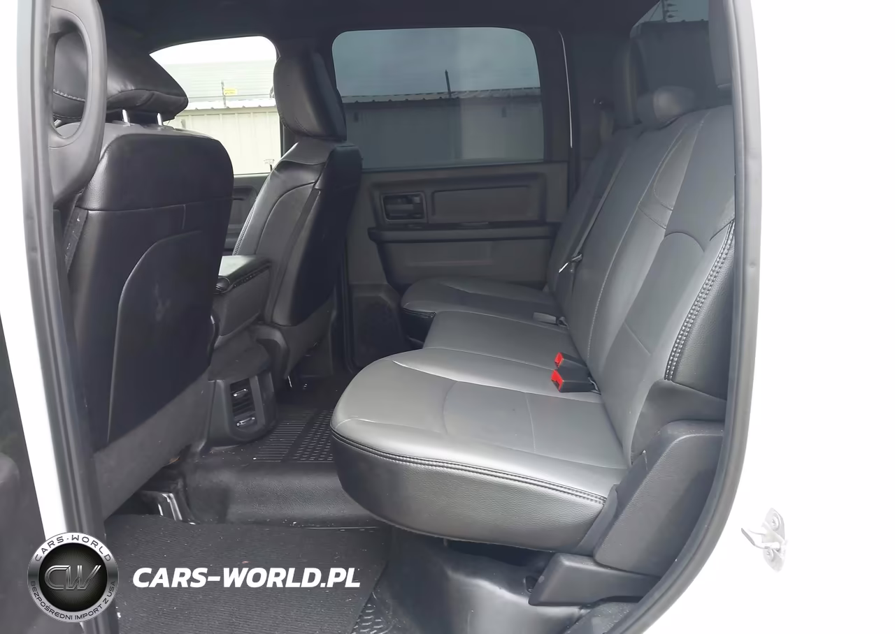2023 Ram 3500 Tradesman VIN:3C63R3GL1PG552284 - 7