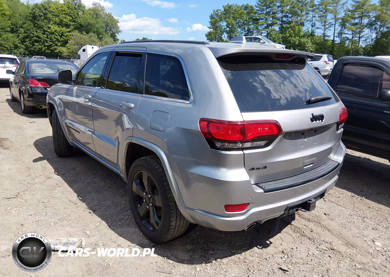 2015 Jeep Grand Cherokee Altitude VIN:1C4RJFAG2FC122014 - 3