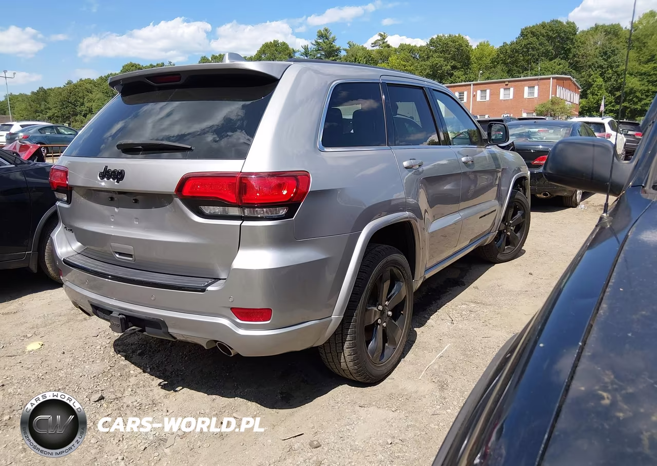 2015 Jeep Grand Cherokee Altitude VIN:1C4RJFAG2FC122014 - 4