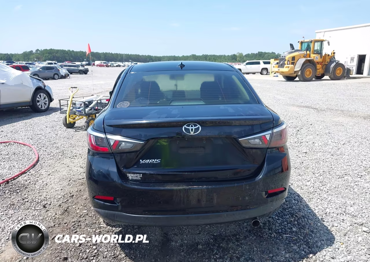 2020 Toyota Yaris Le VIN:3MYDLBYV1LY700125 - 16