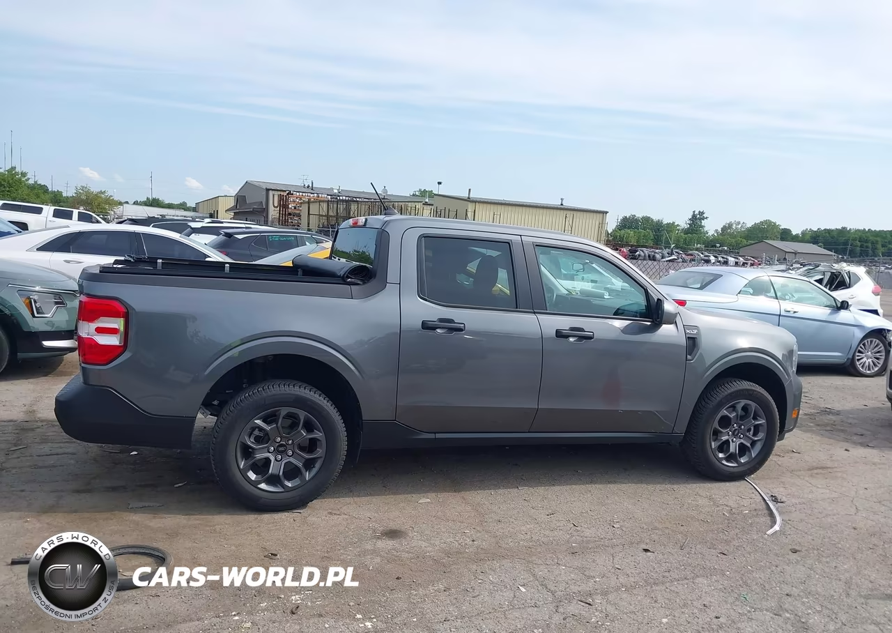 2022 Ford Maverick Xlt VIN:3FTTW8F92NRB11754 - 13