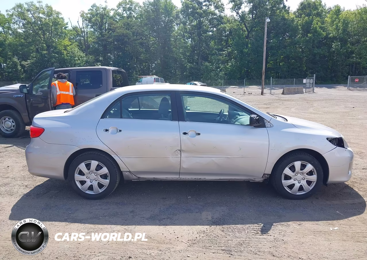 2012 Toyota Corolla Le VIN:2T1BU4EE1CC796549 - 13