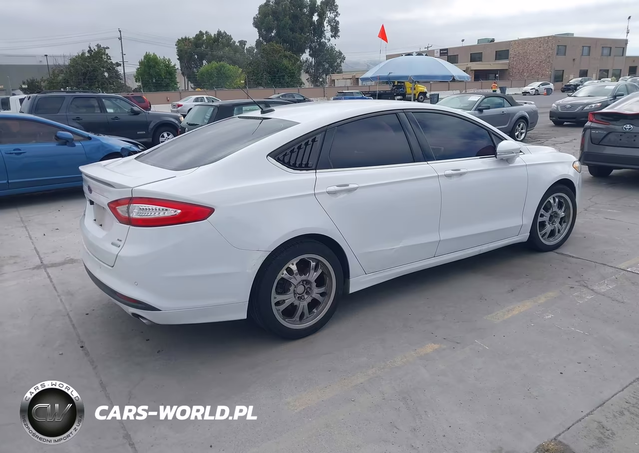 2014 Ford Fusion Se VIN:3FA6P0HD4ER194901 - 4