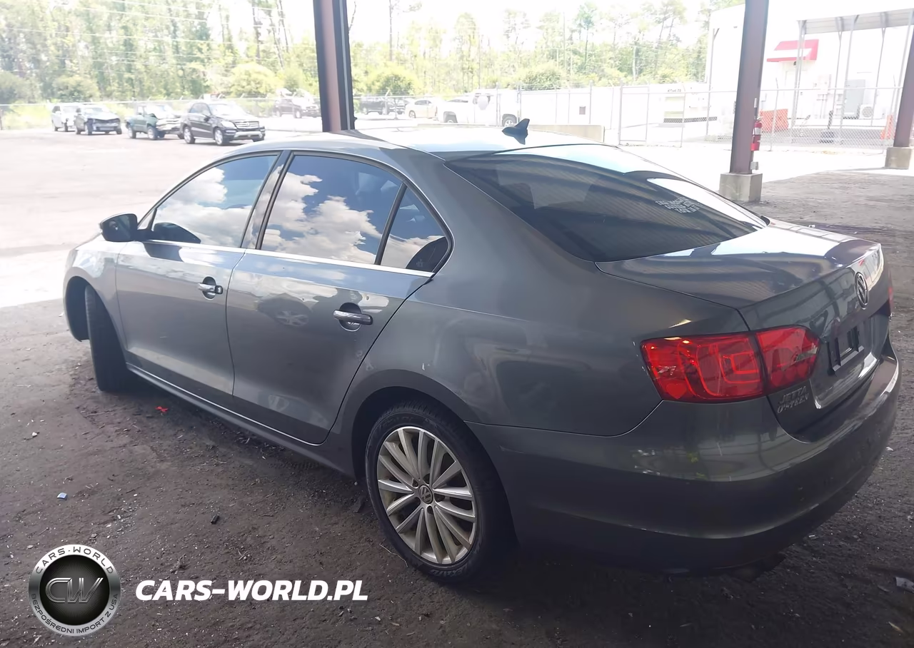 2014 Volkswagen Jetta 1.8T Sel VIN:3VWL17AJ9EM293361 - 3