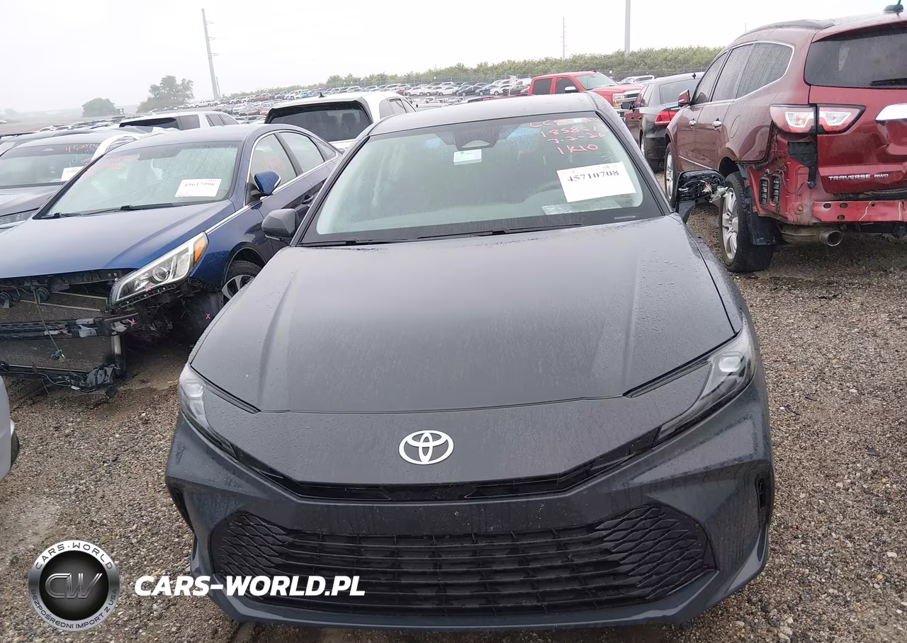 2025 Toyota Camry Le VIN:4T1DAACK6SU052161 - 12
