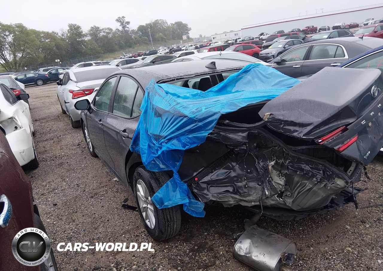 2025 Toyota Camry Le VIN:4T1DAACK6SU052161 - 17