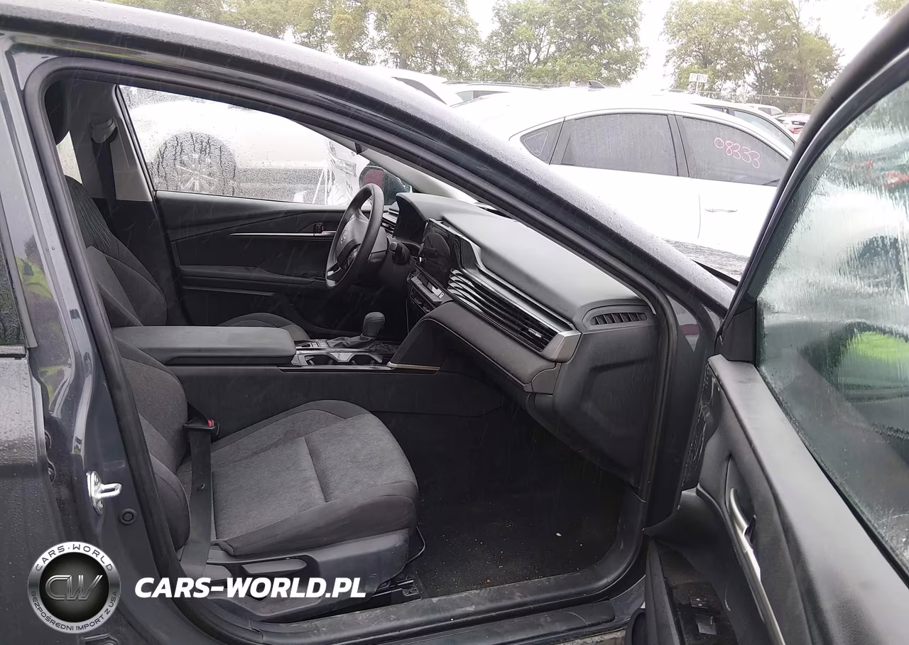 2025 Toyota Camry Le VIN:4T1DAACK6SU052161 - 5
