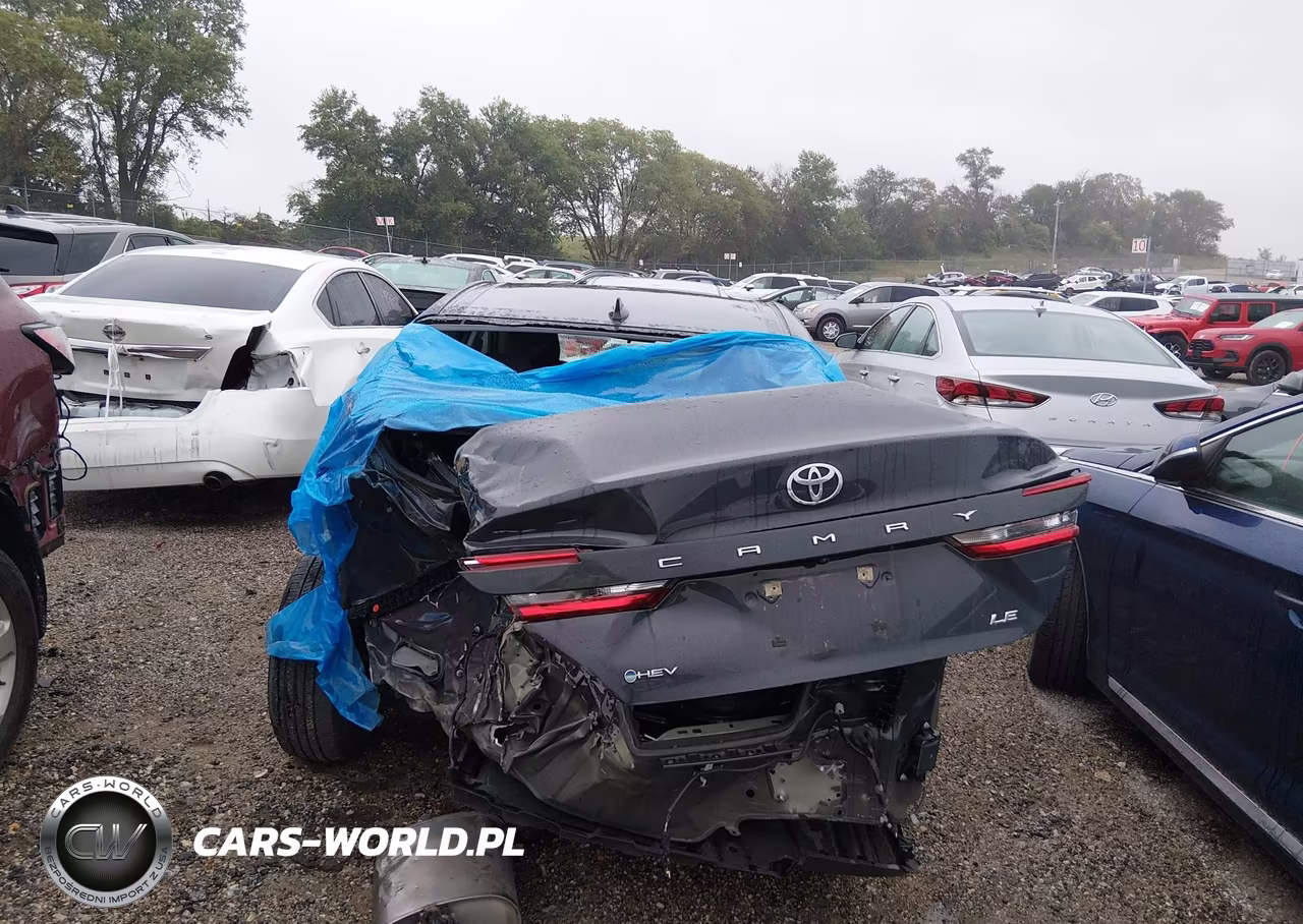 2025 Toyota Camry Le VIN:4T1DAACK6SU052161 - 6