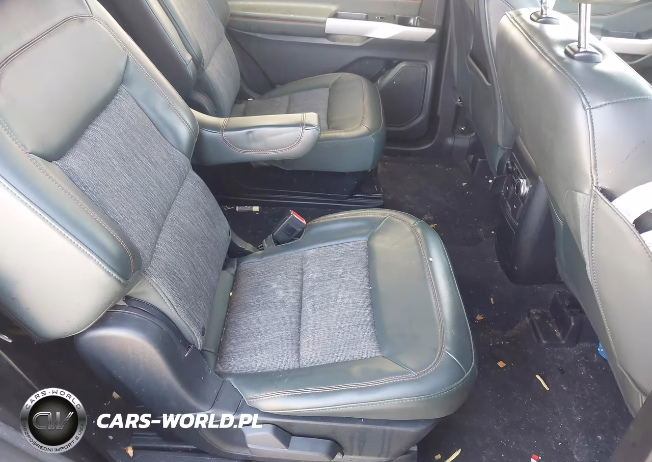 2023 Ford Explorer Timberline VIN:1FMSK8JH8PGA15638 - 8
