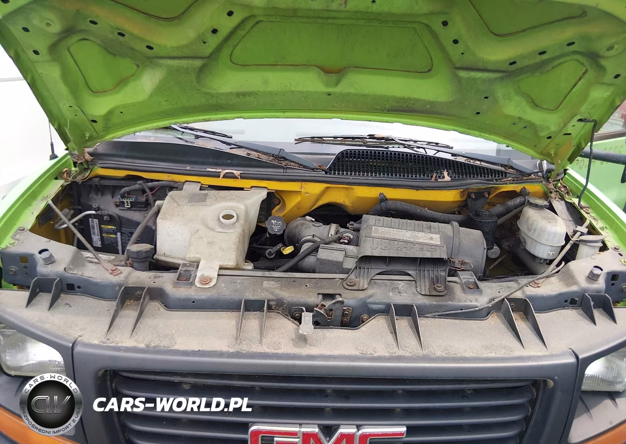 2006 GMC Savana Cutaway Work Van VIN:1GDHG31U661902460 - 9