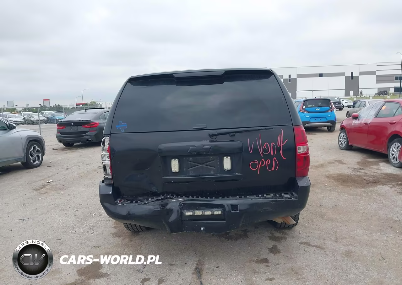 2010 Chevrolet Tahoe Ls VIN:1GNMCAE06AR229939 - 16