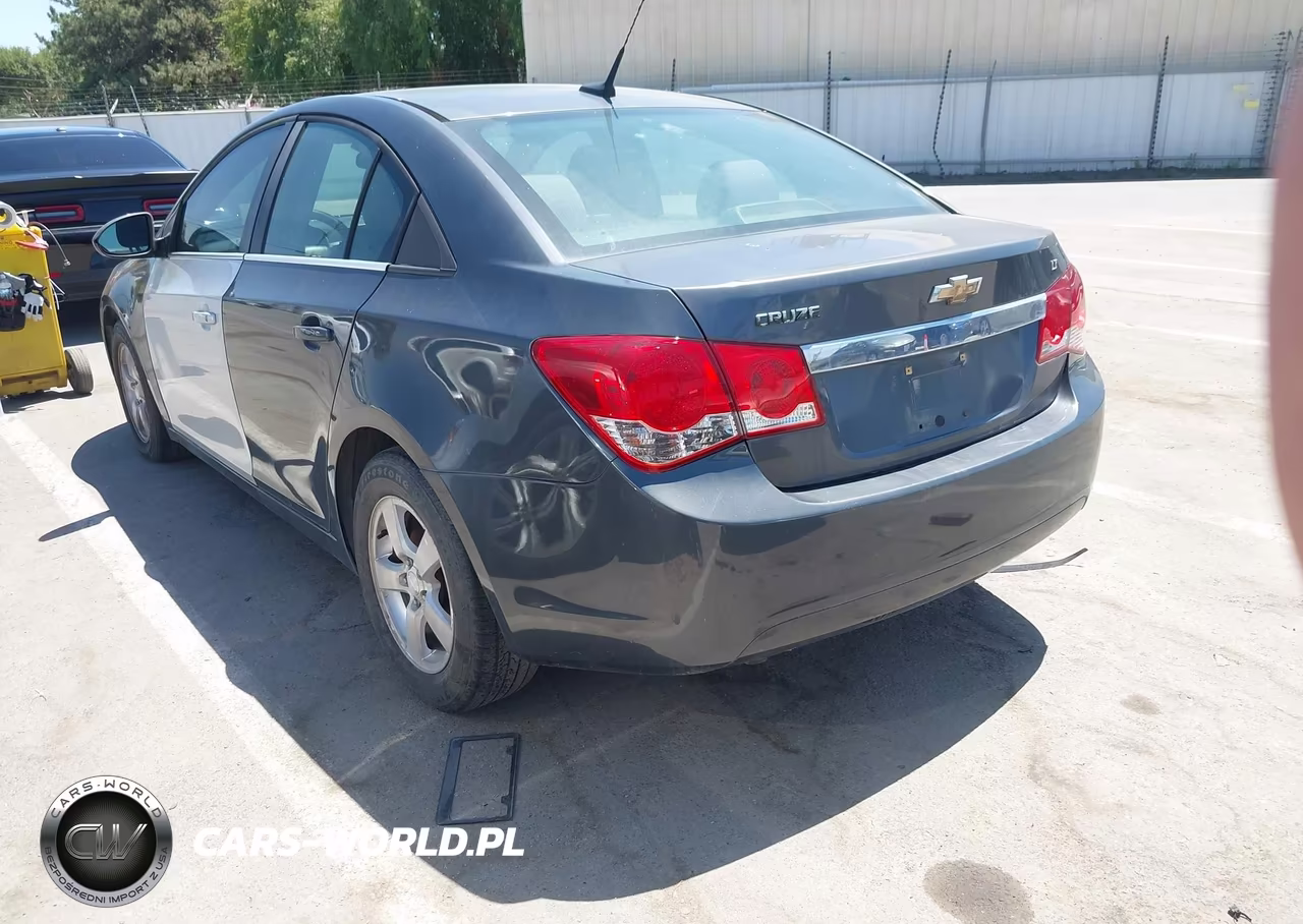 2013 Chevrolet Cruze 1Lt Auto VIN:1G1PC5SB9D7205923 - 3