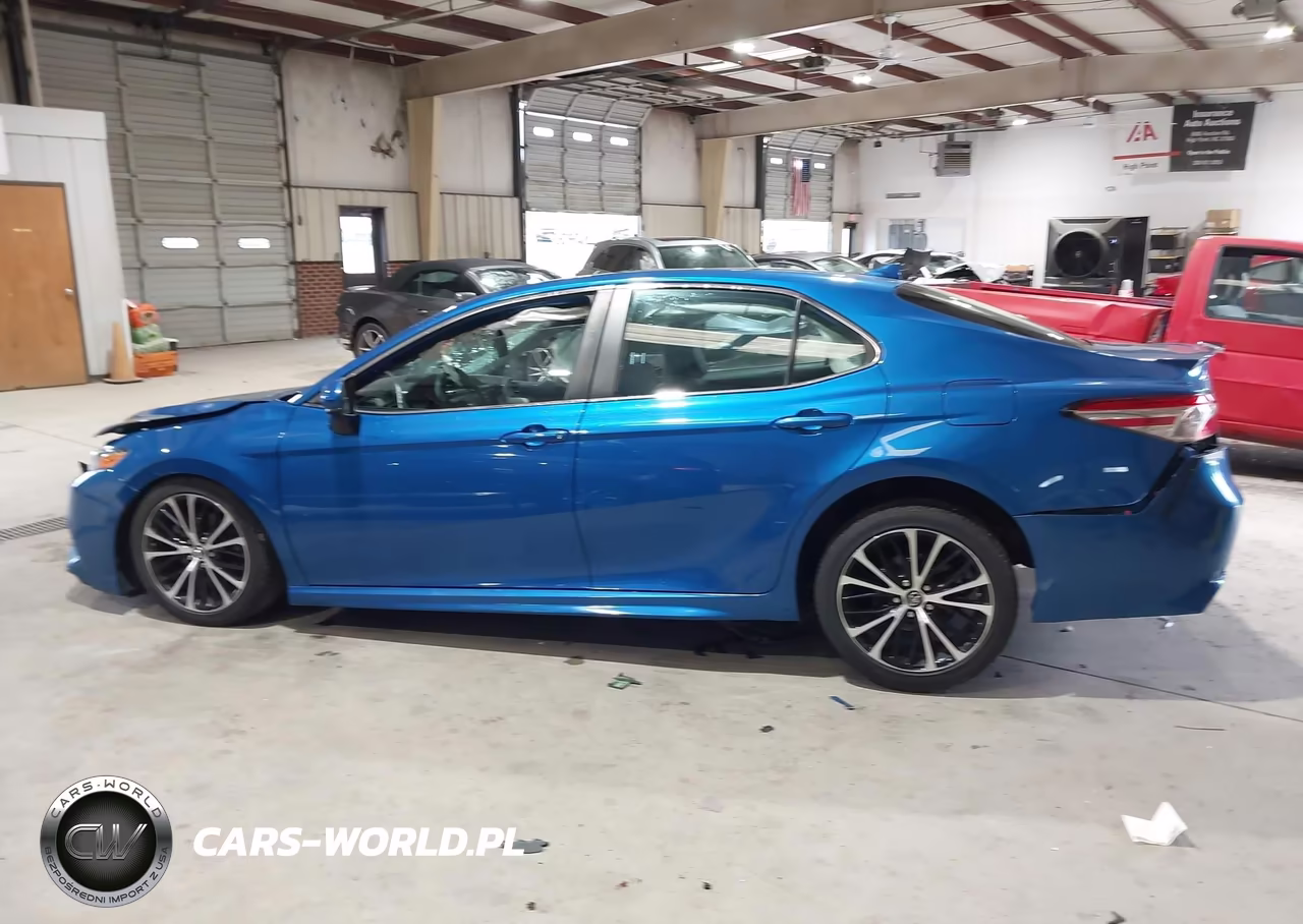2020 Toyota Camry Se VIN:4T1G11AK1LU346486 - 14