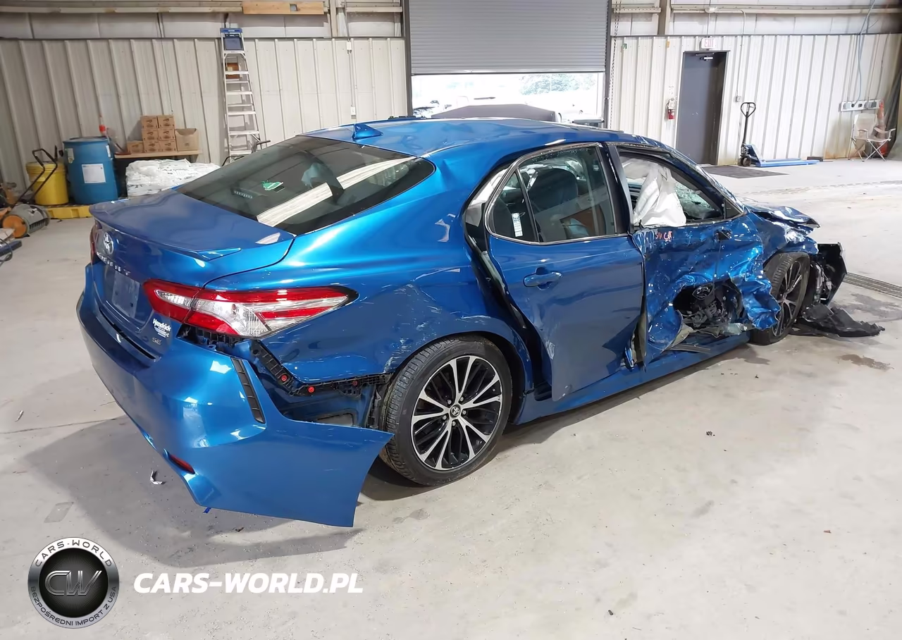 2020 Toyota Camry Se VIN:4T1G11AK1LU346486 - 4