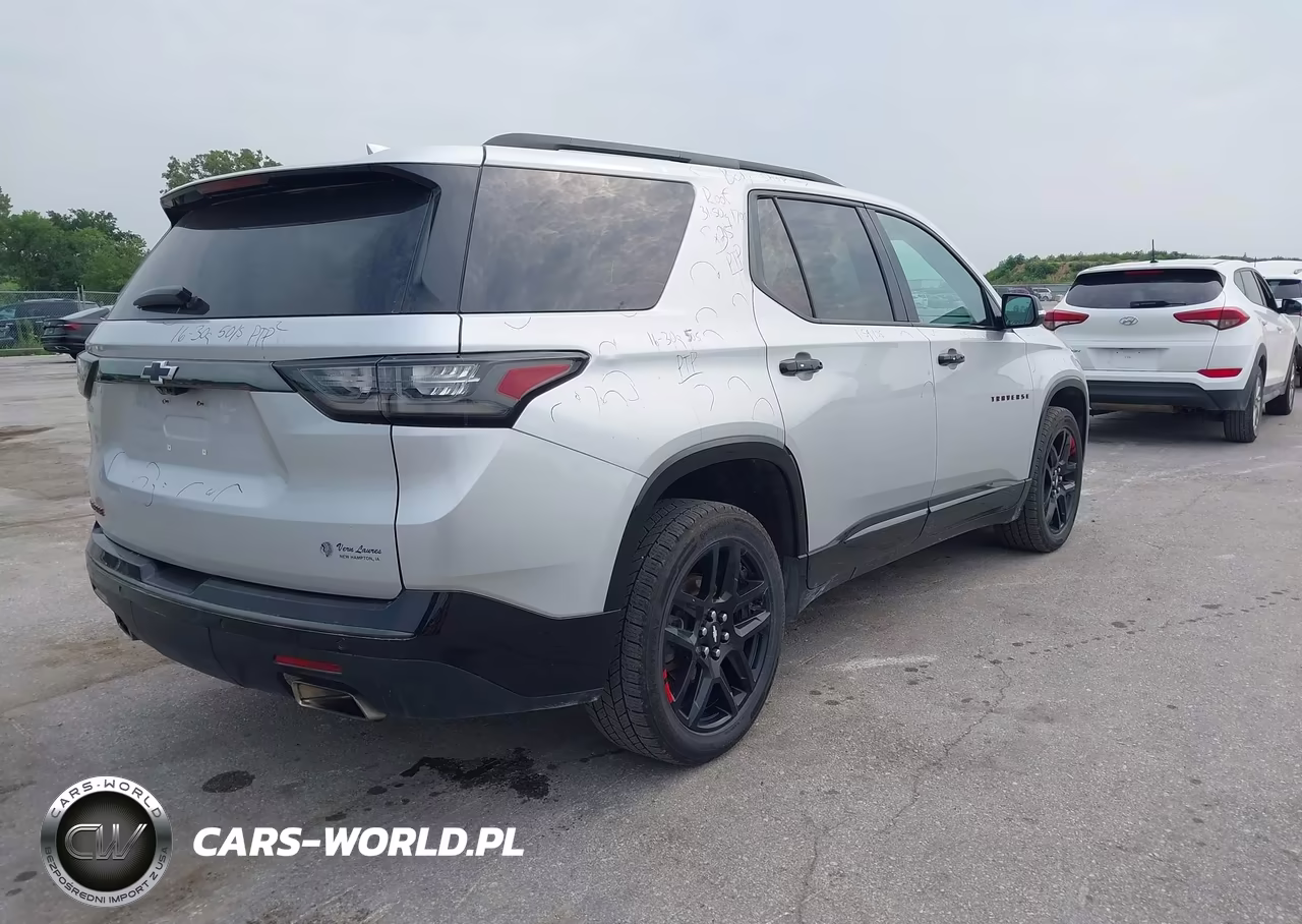 2021 Chevrolet Traverse Fwd Premier VIN:1GNERKKW3MJ174533 - 4