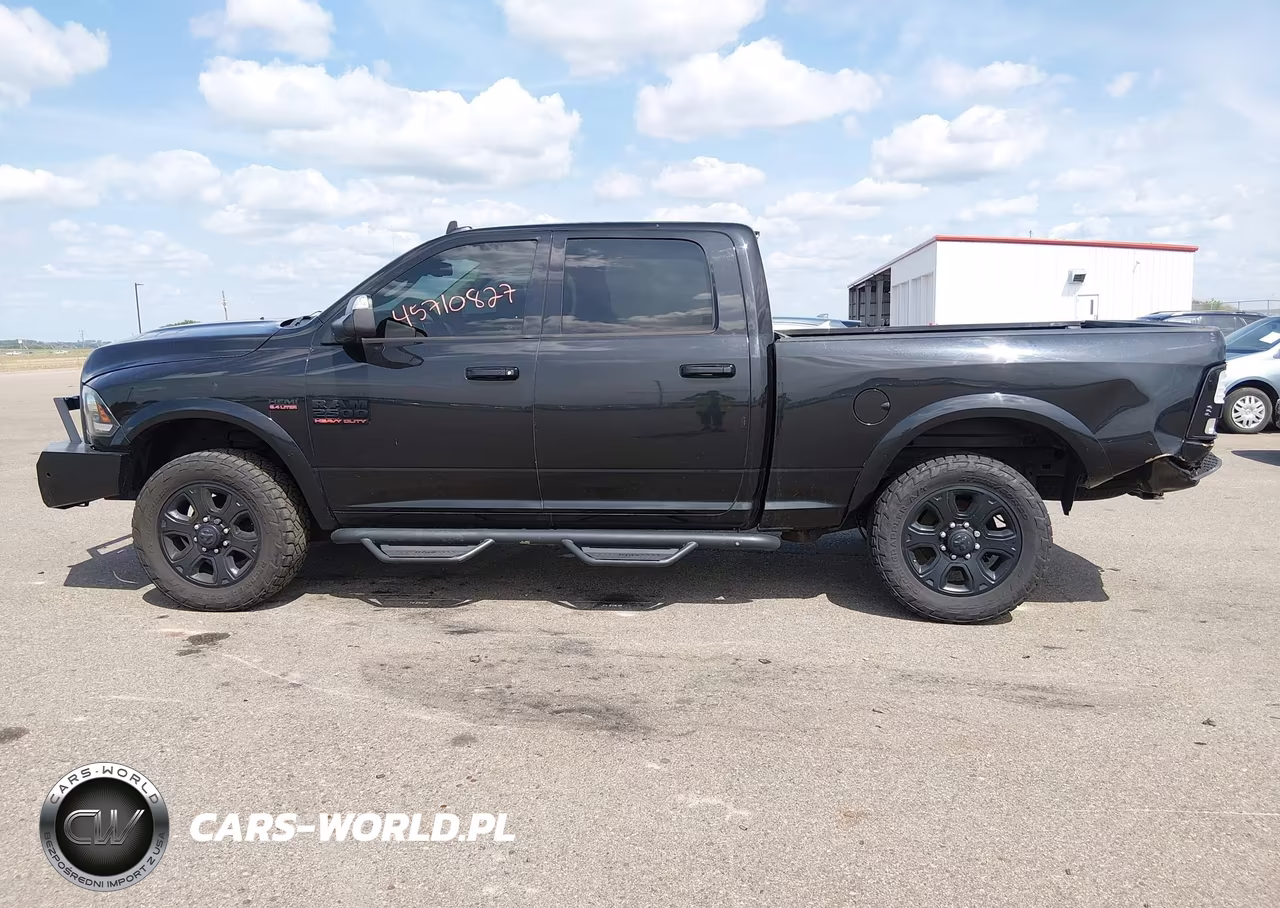 2017 Ram 2500 Laramie 4X4 6'4 Box VIN:3C6UR5FJ4HG634155 - 14