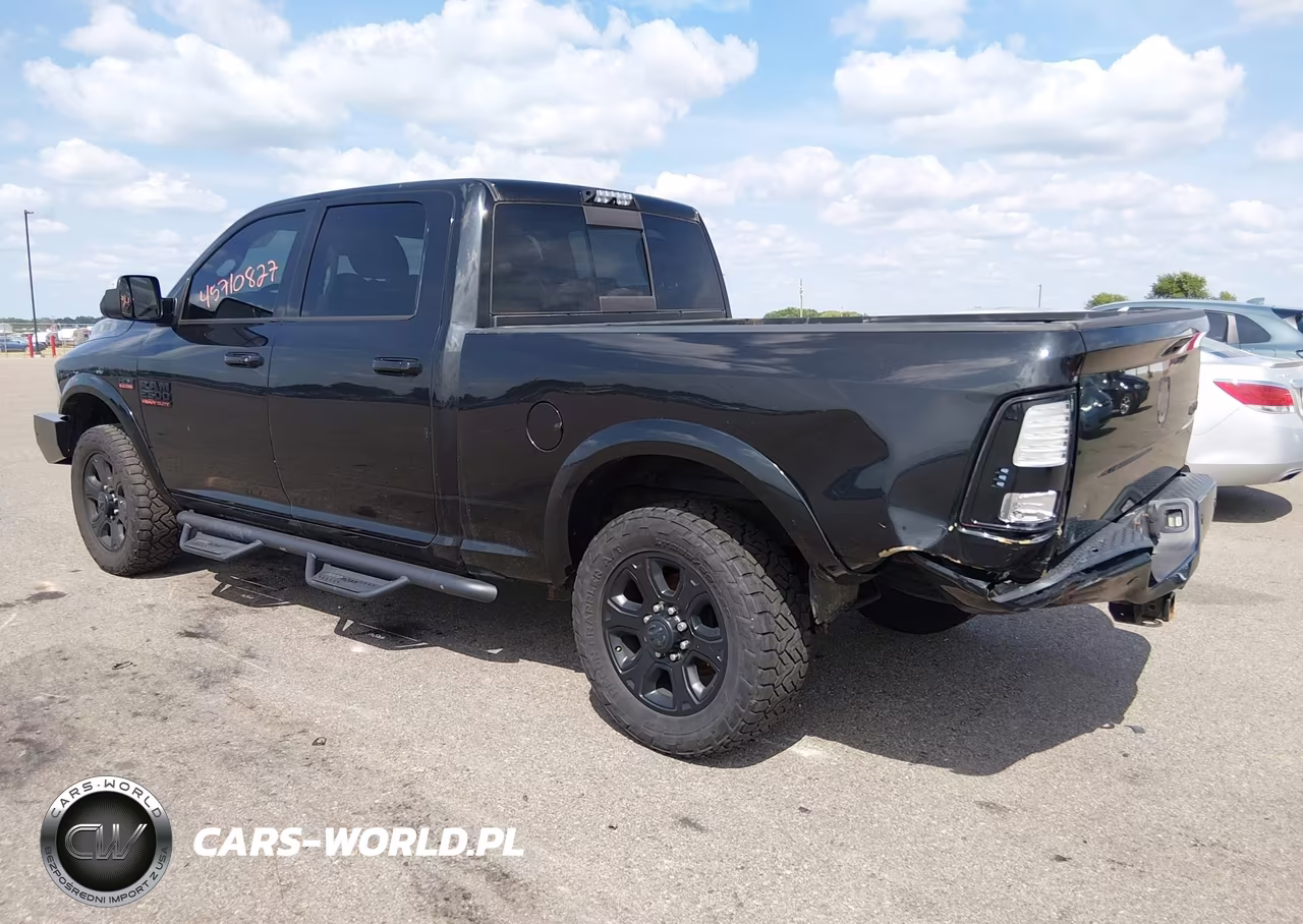 2017 Ram 2500 Laramie 4X4 6'4 Box VIN:3C6UR5FJ4HG634155 - 3
