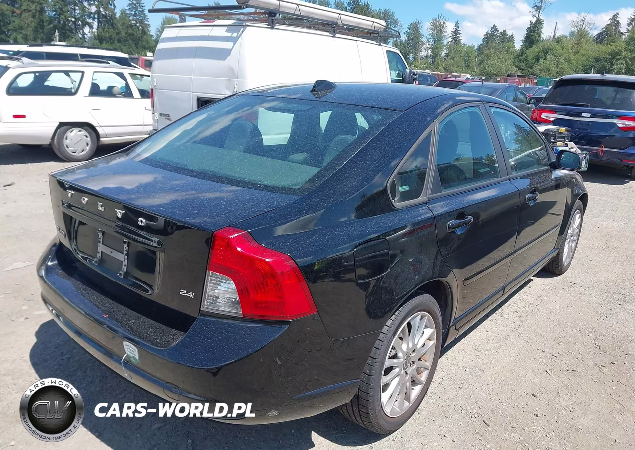 2010 Volvo S40 2.4I VIN:YV1382MS3A2506399 - 4
