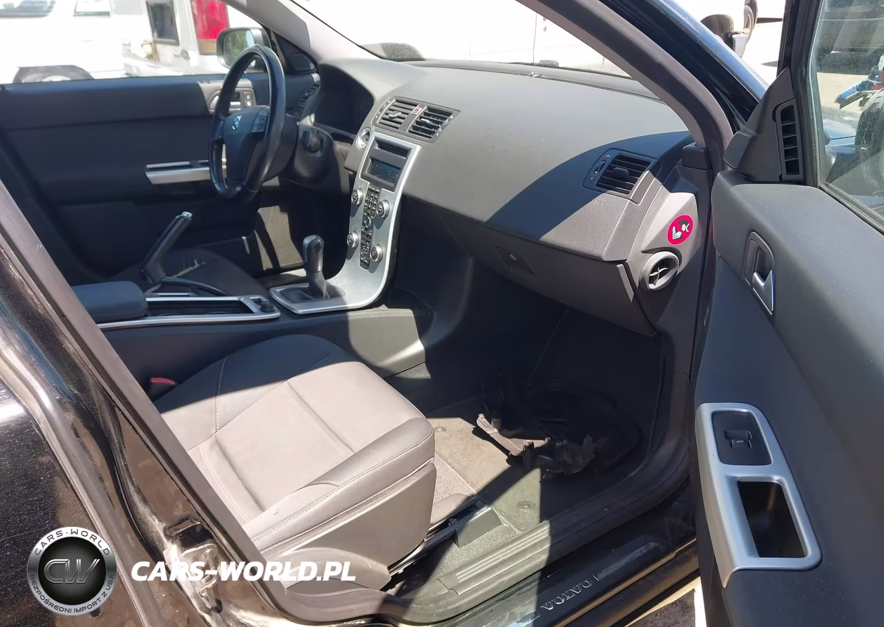2010 Volvo S40 2.4I VIN:YV1382MS3A2506399 - 5