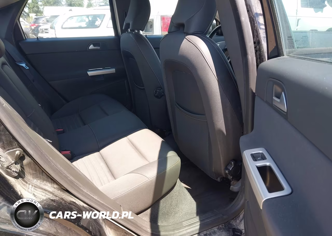 2010 Volvo S40 2.4I VIN:YV1382MS3A2506399 - 8