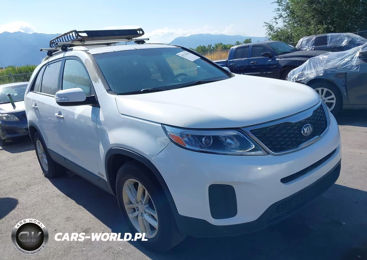 2015 Kia Sorento Lx V6 VIN:5XYKTDA76FG607056 - 1