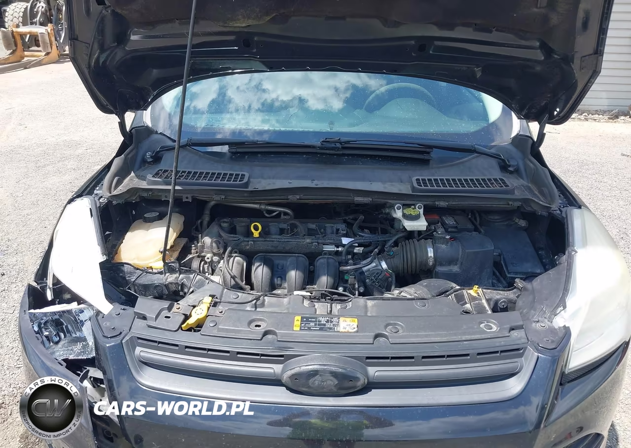 2013 Ford Escape S VIN:1FMCU0F72DUC18943 - 10