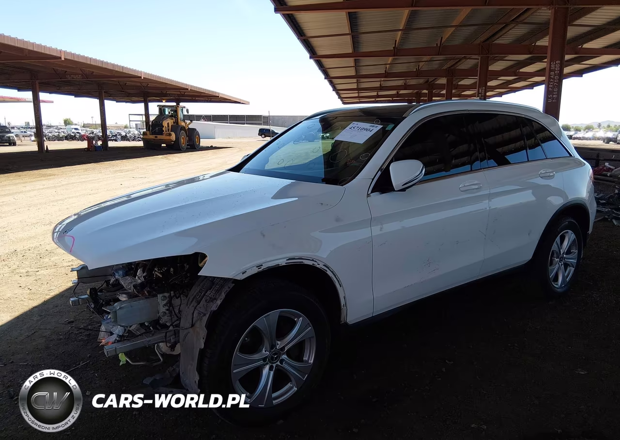2018 Mercedes-Benz Glc 300 4Matic VIN:WDC0G4KB8JV019010 - 19