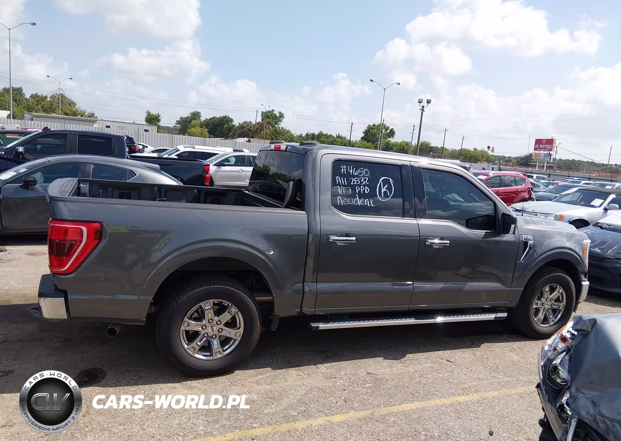 2021 Ford F-150 Xlt VIN:1FTEW1CP6MKD16158 - 13