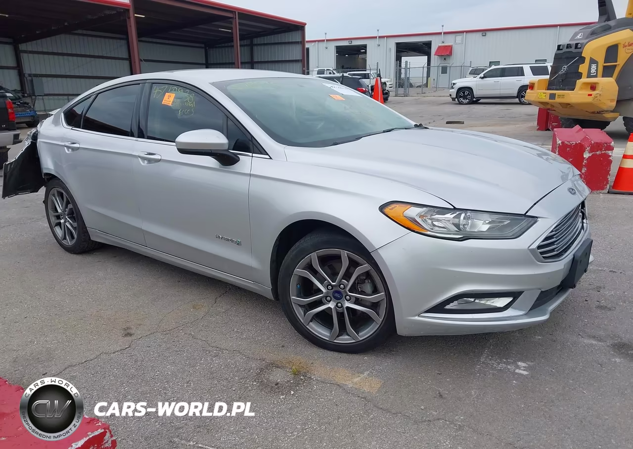 2017 Ford Fusion Hybrid Se – zdjęcie 1 z 15