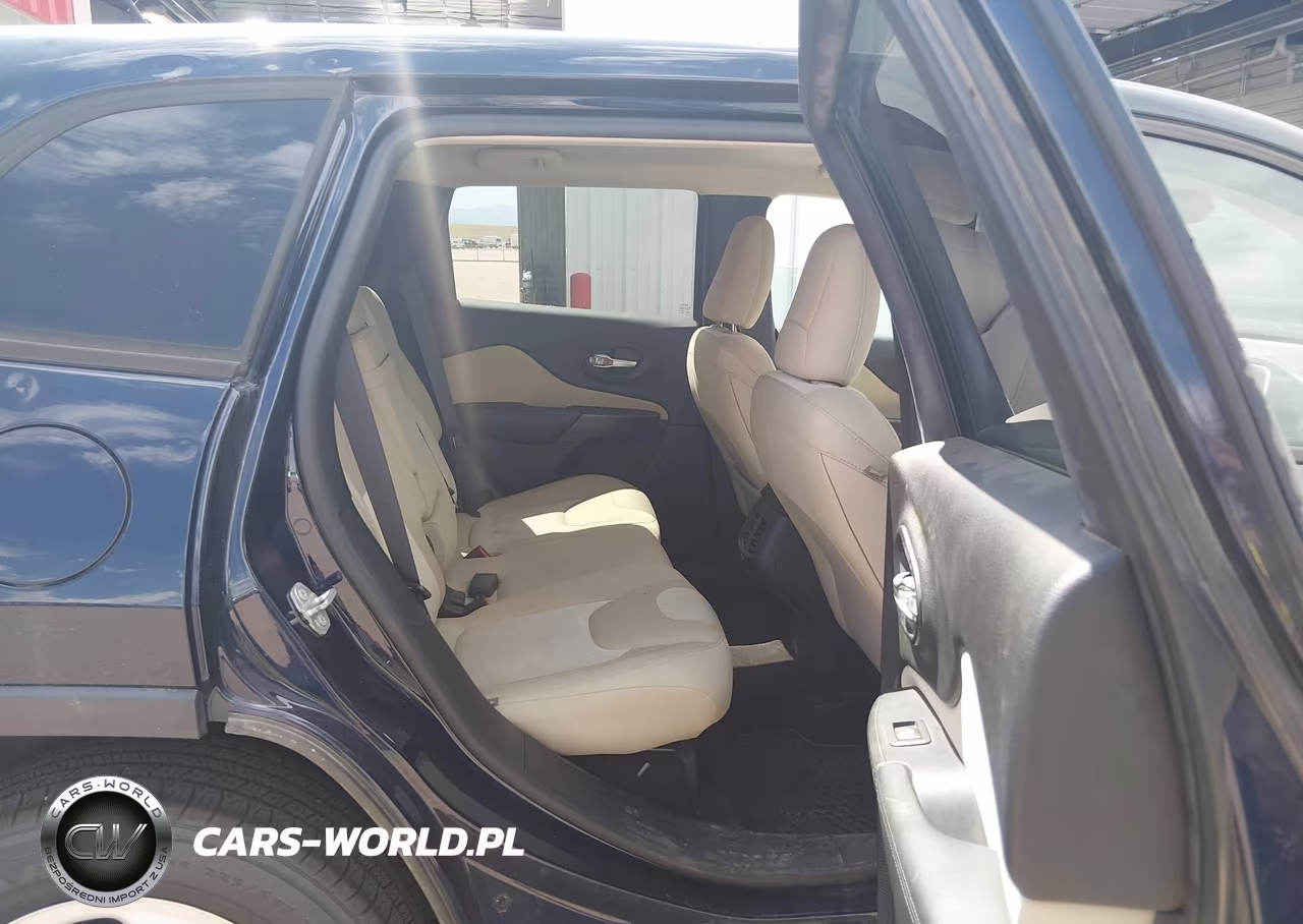 2016 Jeep Cherokee Sport VIN:1C4PJMAB5GW313894 - 8