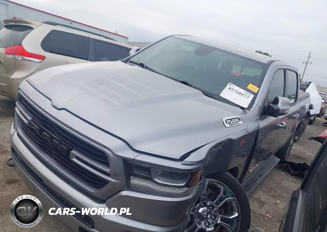 2019 Ram 1500 Big Horn VIN:1C6SRFFT1KN746151 - 14