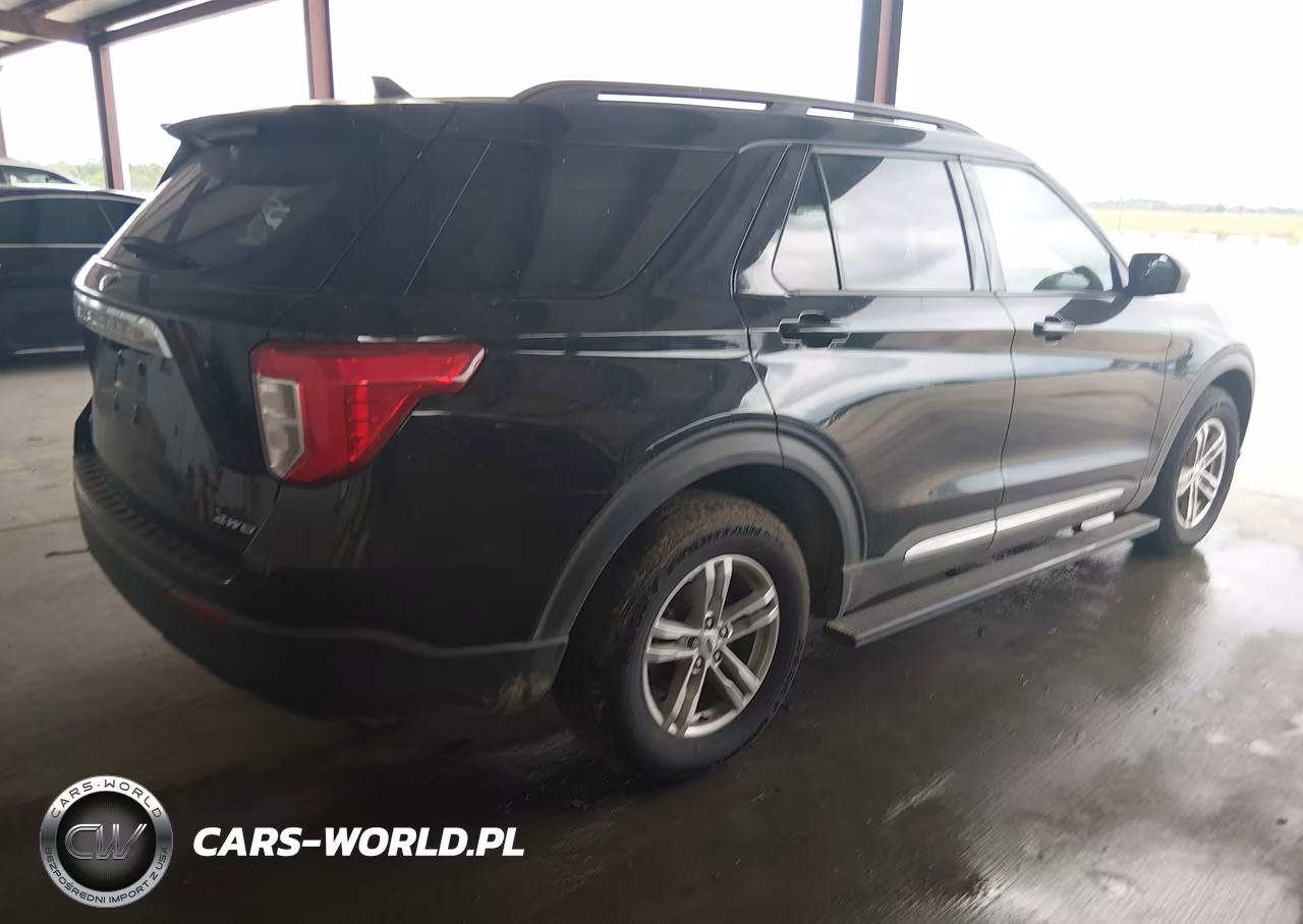 2022 Ford Explorer Xlt VIN:1FMSK8DH2NGB22404 - 4