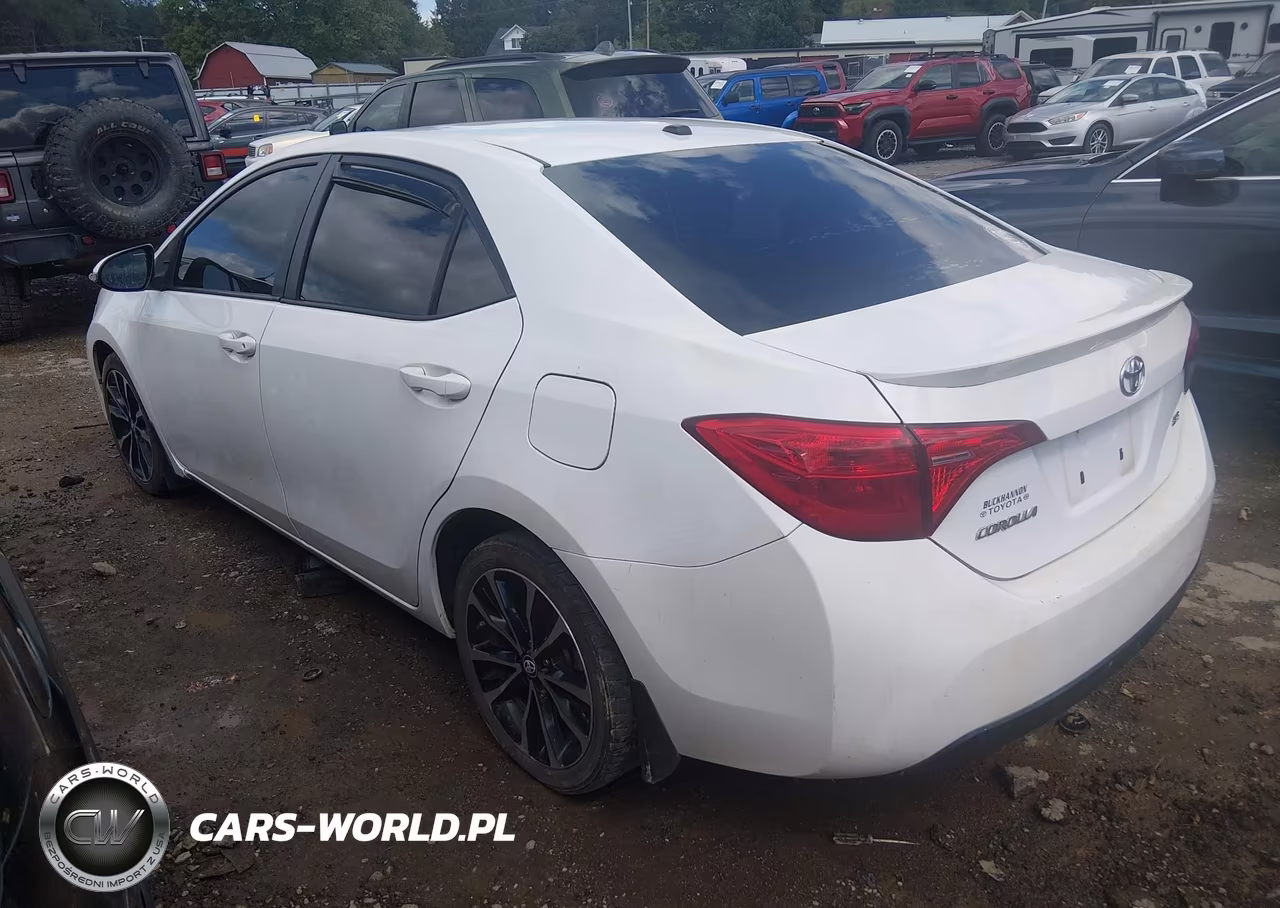 2018 Toyota Corolla Se VIN:2T1BURHE2JC095380 - 3