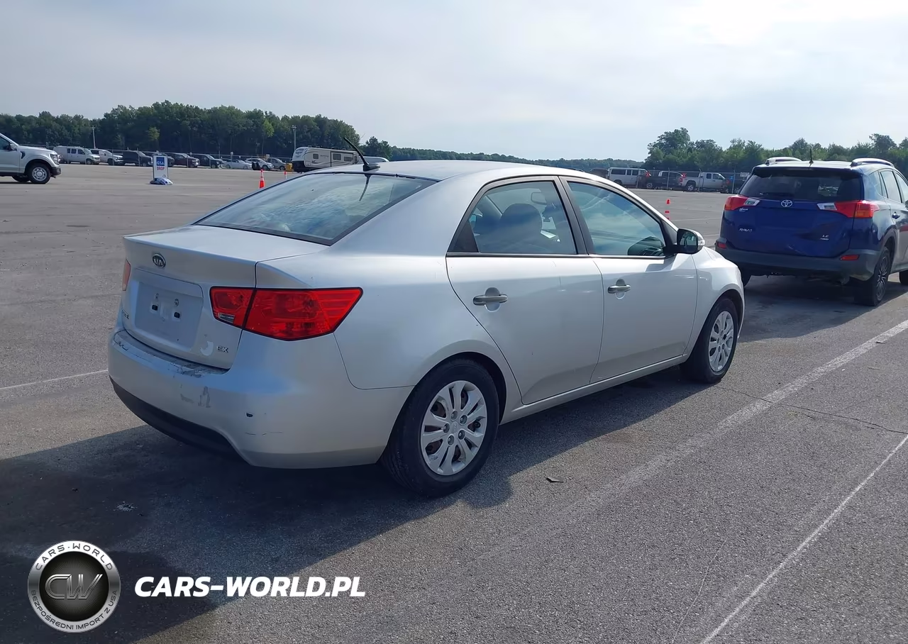 2010 Kia Forte Ex VIN:KNAFU4A22A5253084 - 4