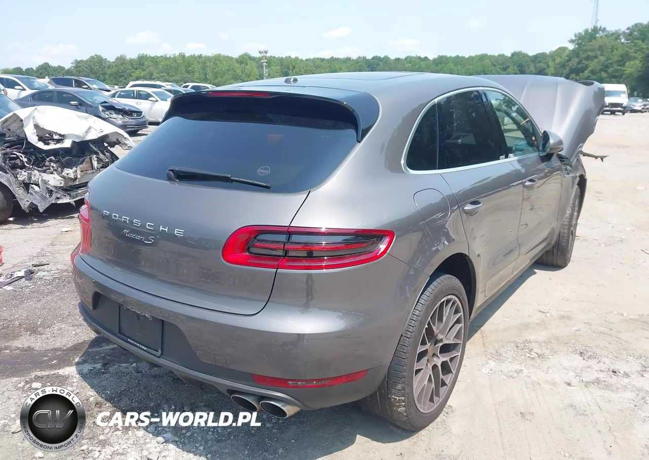2018 Porsche Macan S VIN:WP1AB2A59JLB36114 - 4