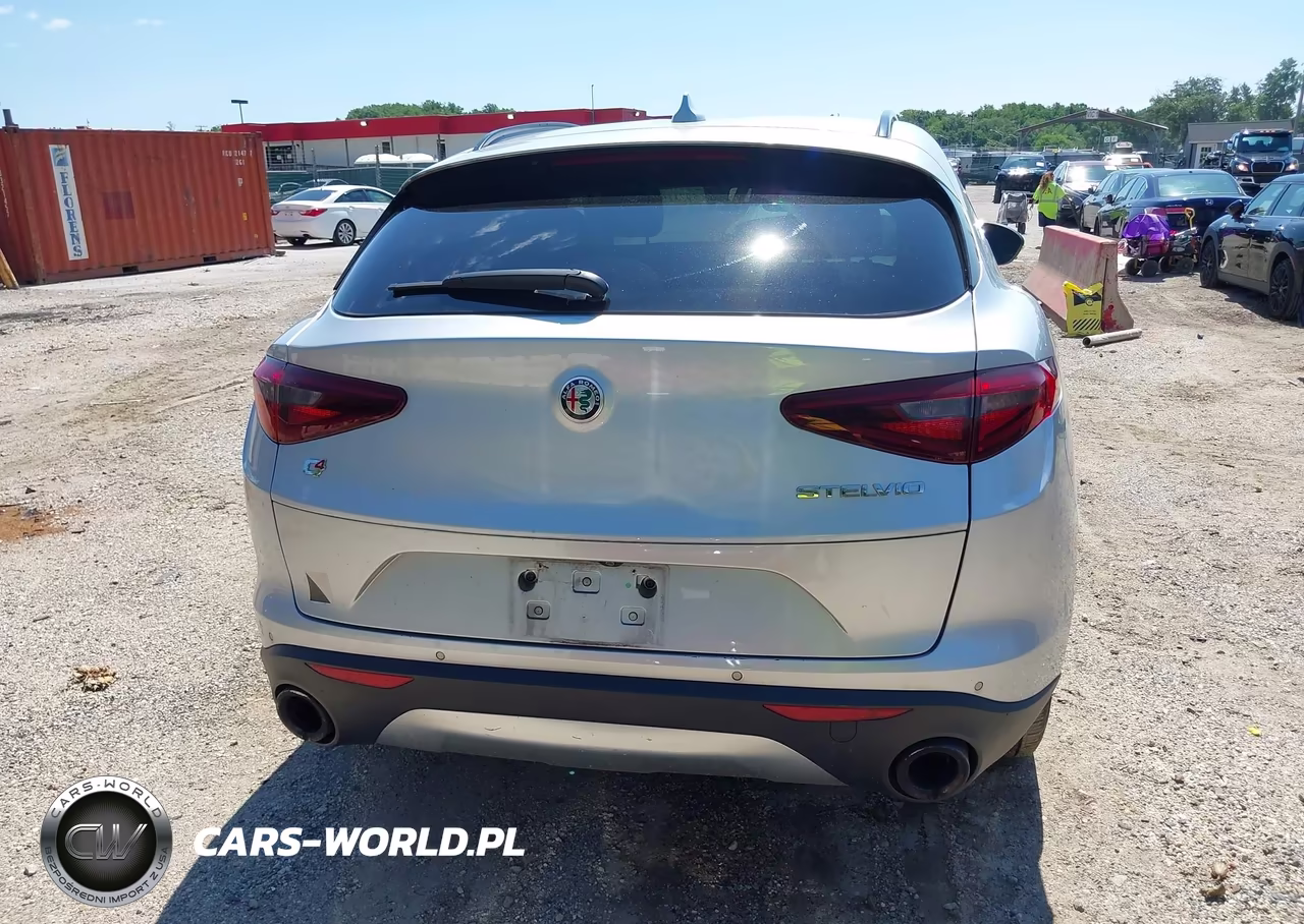 2018 Alfa Romeo Stelvio Sport Awd VIN:ZASFAKPN0J7B86661 - 16