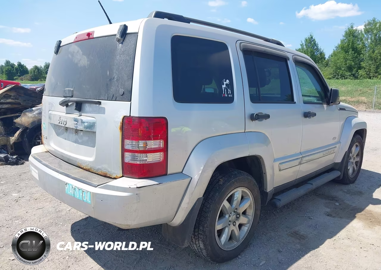 2012 Jeep Liberty Sport VIN:1C4PJMAK3CW181373 - 4